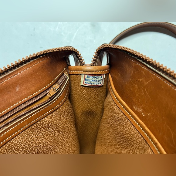 Vintage Dooney & Bourke DB Shell Brown Leather Purse Hand Bag Shoulder Bag - Picture 5 of 10